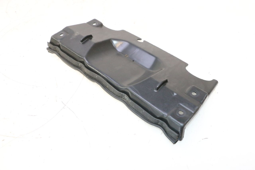 photo de ECOPE RADIATEUR KAWASAKI GPX F ZX750F 750 (1986 - 1990) - Zoom état d’usage