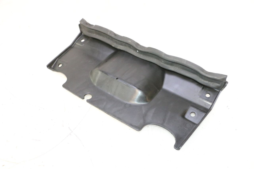 photo de ECOPE RADIATEUR KAWASAKI GPX F ZX750F 750 (1986 - 1990) - Autre angle de vue