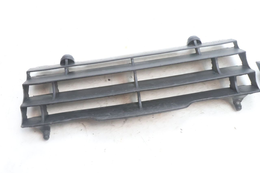photo de ECOPE RADIATEUR HUSABERG TE 250 (2011 - 2014) - Gros plan technique