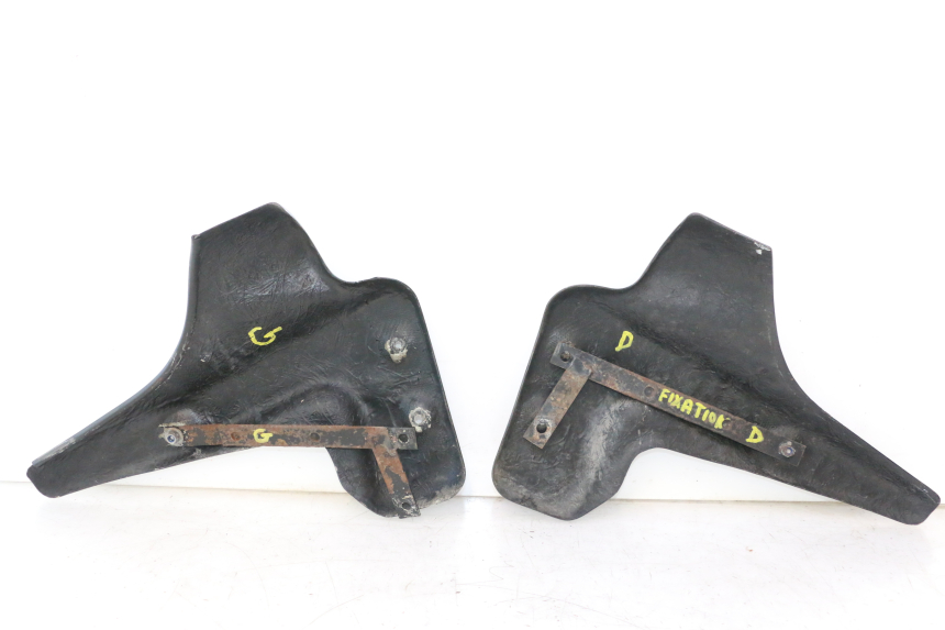 photo de ECOPE RADIATEUR YAMAHA XJR 1300 (1998 - 2002) - Détails caractéristiques