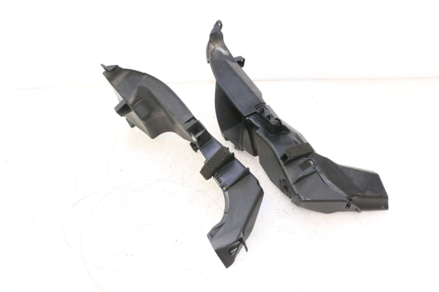 photo de ECOPE RADIATEUR YAMAHA YZF R6 600 (2008 - 2009) - Autre angle de vue