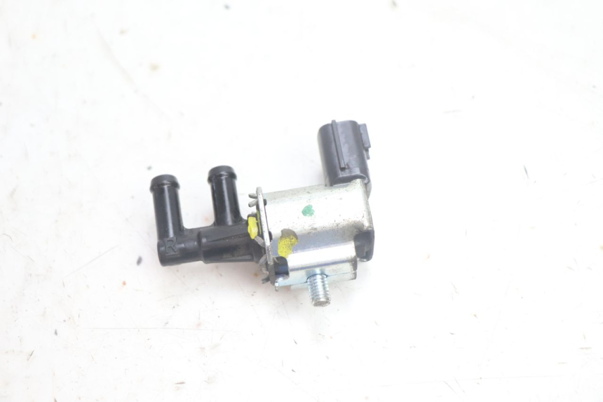 photo de ELECTROVANNE CANISTER PIAGGIO ZIP IGET 4T 50 (2021 - 2023) - Vue principale