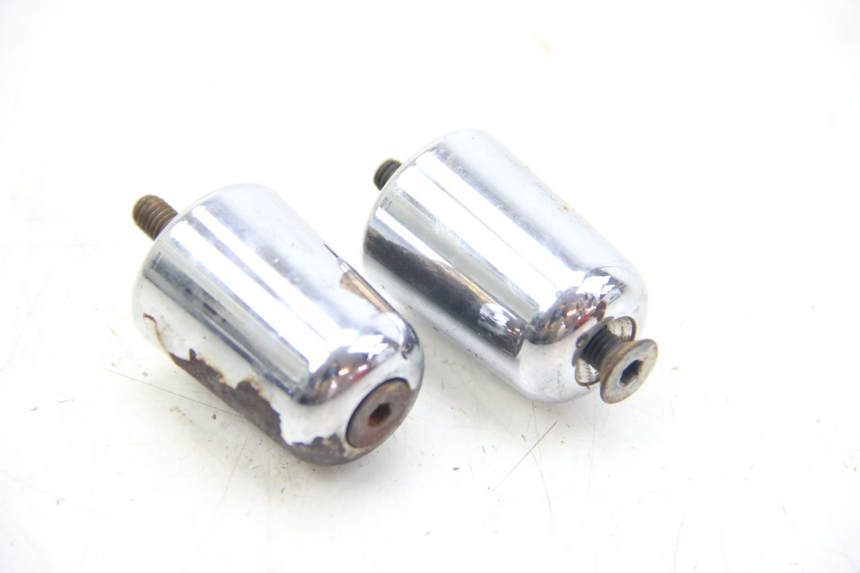 photo de EMBOUT DE GUIDON APRILIA ATLANTIC 500 (2002 - 2003)