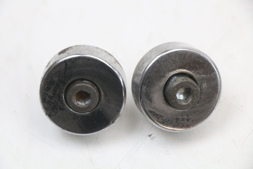 photo de Handlebar end HYOSUNG GV AQUILA 125 (2000 - 2004) - Détail de la pièce