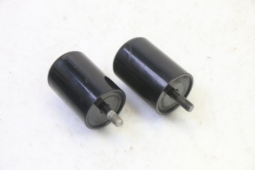 photo de EMBOUT DE GUIDON SUZUKI BURGMAN 125 (2007 - 2014)