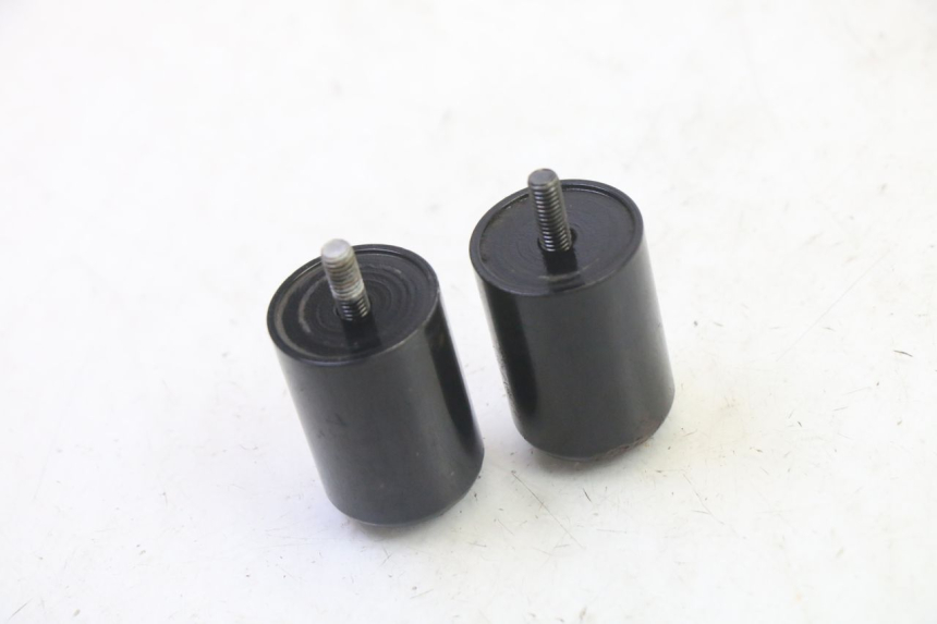 photo de EMBOUT DE GUIDON SUZUKI BURGMAN 125 (2007 - 2014)