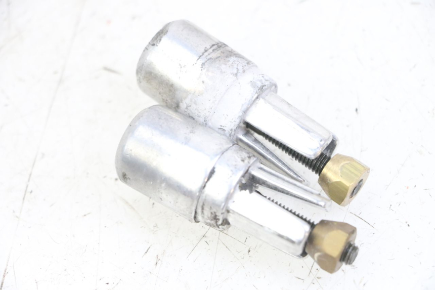 photo de EMBOUT DE GUIDON PEUGEOT ELYSTAR 125 (2002 - 2007)