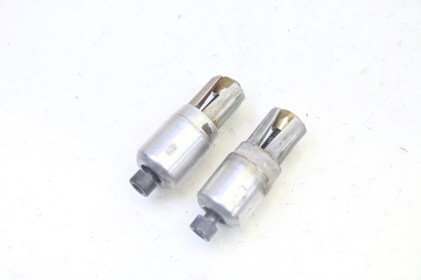 photo de EMBOUT DE GUIDON PEUGEOT ELYSTAR 50 (2002 - 2014)