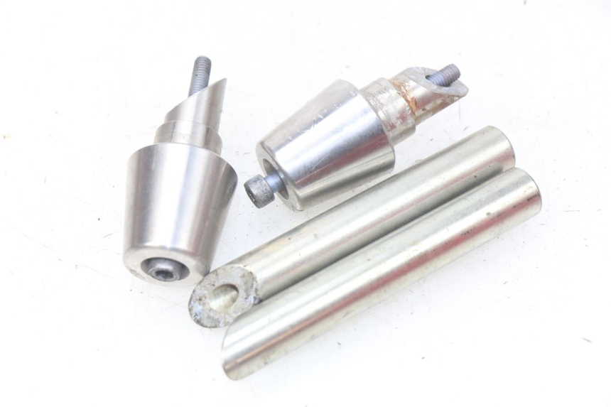 photo de EMBOUT DE GUIDON PEUGEOT GEOPOLIS 400 (2007 - 2013)