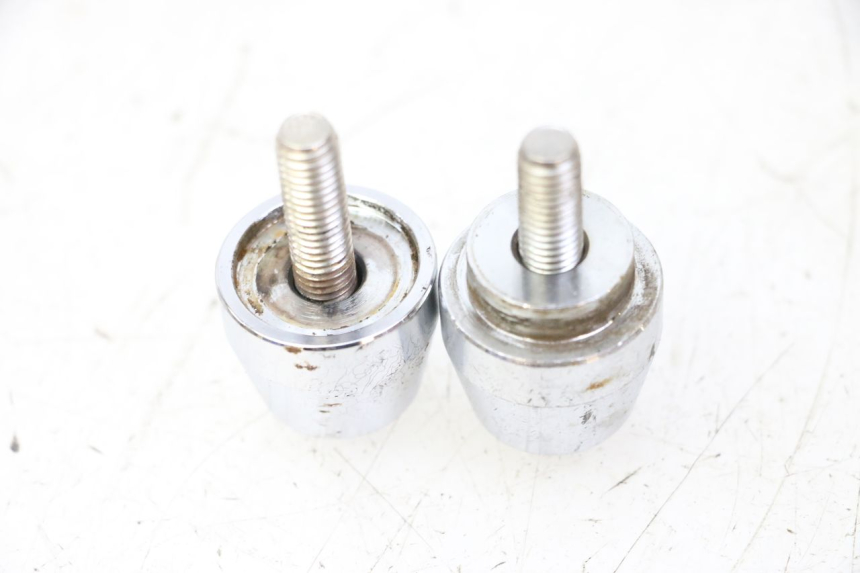 photo de EMBOUT DE GUIDON KYMCO GRAND DINK 125 (2002 - 2007)