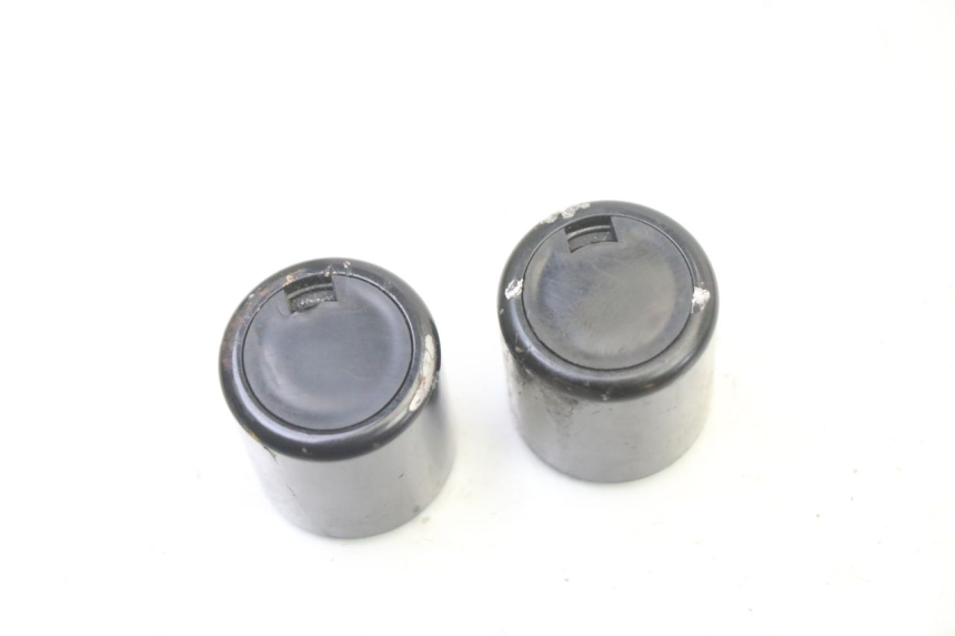 photo de EMBOUT DE GUIDON SUZUKI GSR 750 (2011 - 2017)