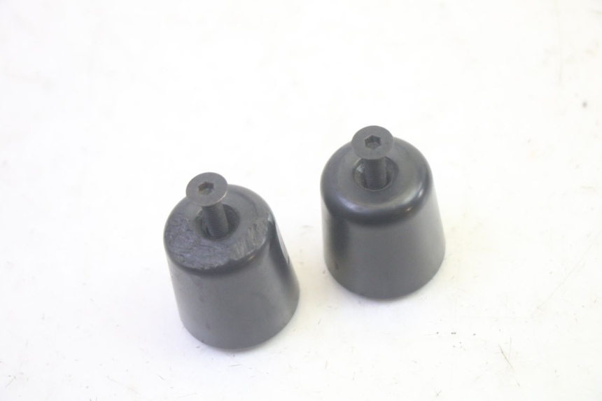 photo de EMBOUT DE GUIDON PIAGGIO MP3 HPE 350 (2018 - 2020) - Détail de la pièce