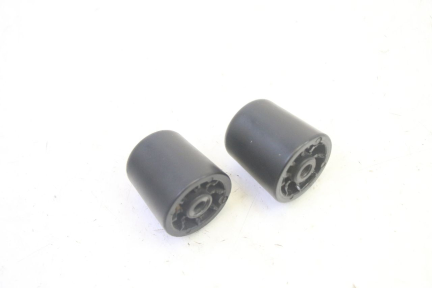 photo de EMBOUT DE GUIDON PIAGGIO MP3 500 (2016 - 2018) - Zoom état d’usage