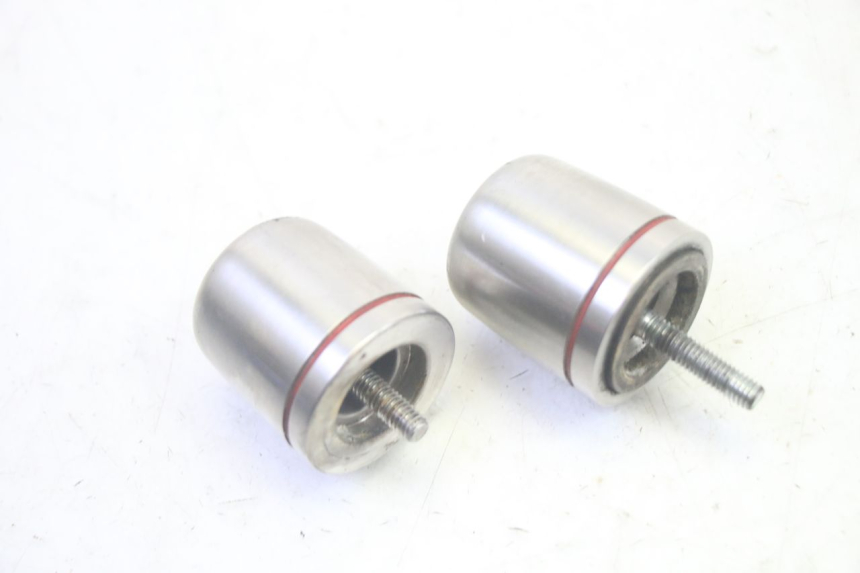 photo de EMBOUT DE GUIDON PIAGGIO MP3 RL 250 (2007 - 2010) - Autre angle de vue