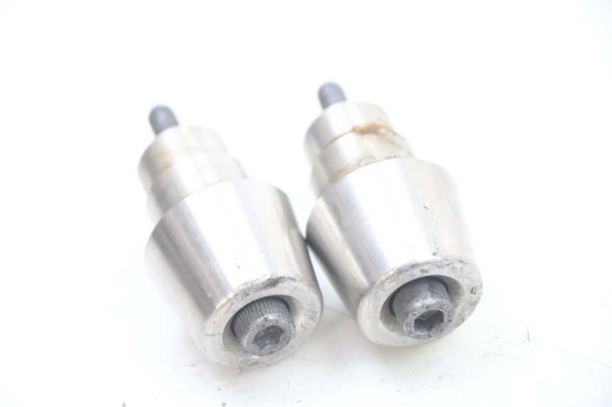photo de EMBOUT DE GUIDON PEUGEOT CITYSTAR 125 (2011 - 2017)
