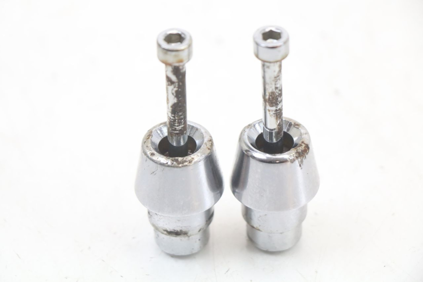 photo de EMBOUT DE GUIDON PEUGEOT KISBEE 2T 50 (2018 - 2022)