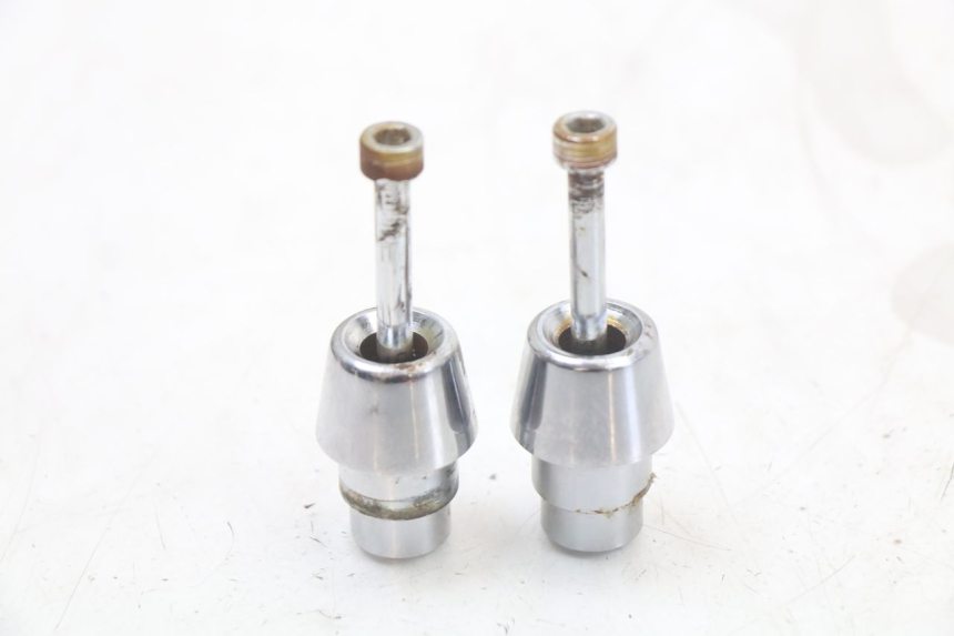 photo de EMBOUT DE GUIDON PEUGEOT KISBEE 2T 50 (2010 - 2017)