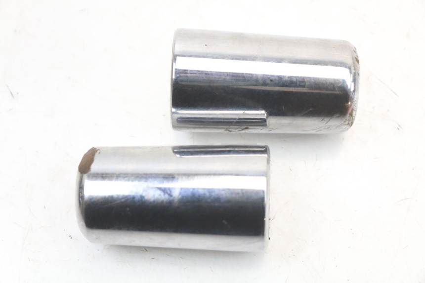 photo de EMBOUT DE GUIDON PIAGGIO LIBERTY 4T 50 (2004 - 2008)
