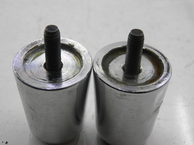 photo de EMBOUT DE GUIDON PIAGGIO XEVO - X EVO 125 (2010 - 2015)