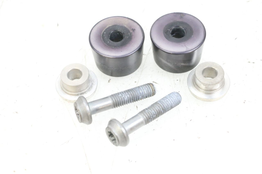 photo de EMBOUT DE GUIDON BMW R GS 1250 (2021 - 2024) - Gros plan technique