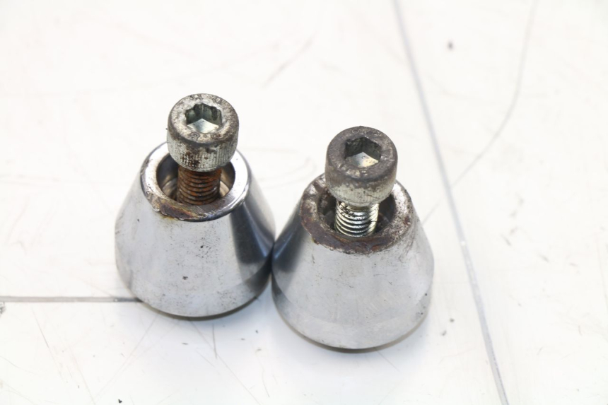 photo de EMBOUT DE GUIDON DAELIM S3 125 (2010 - 2017)