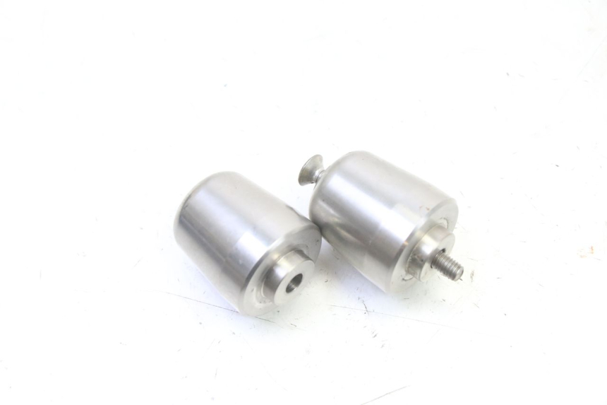 photo de EMBOUT DE GUIDON TRIUMPH SPRINT 900 (1995 - 1998)