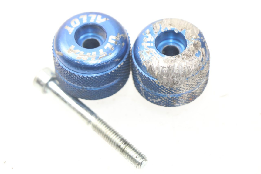 photo de EMBOUT DE GUIDON SUZUKI SV S ABS 650 (2003 - 2009)