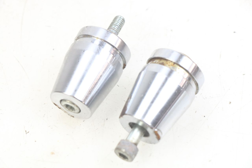 photo de EMBOUT DE GUIDON DAELIM VJ ROADWIN FI 125 (2008 - 2017)