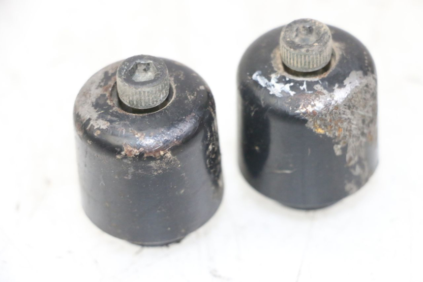 photo de EMBOUT DE GUIDON YAMAHA FZS FAZER 600 (2001 - 2003)