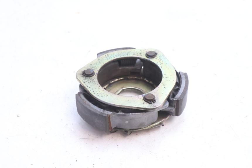 photo de EMBRAYAGE APRILIA ATLANTIC S 125 (2010 - 2013) - Autre angle de vue