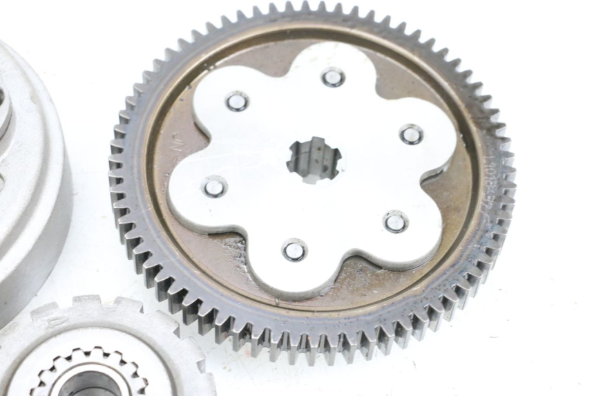 photo de EMBRAYAGE MAG POWER BOMBERS 4T 50 (2016 - 2026) - Autre angle de vue