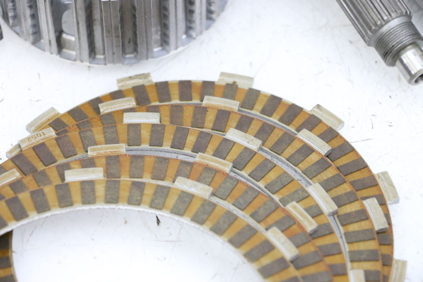 photo de EMBRAYAGE SUZUKI BURGMAN EXECUTIVE ABS 650 (2006 - 2012) - Photo complémentaire