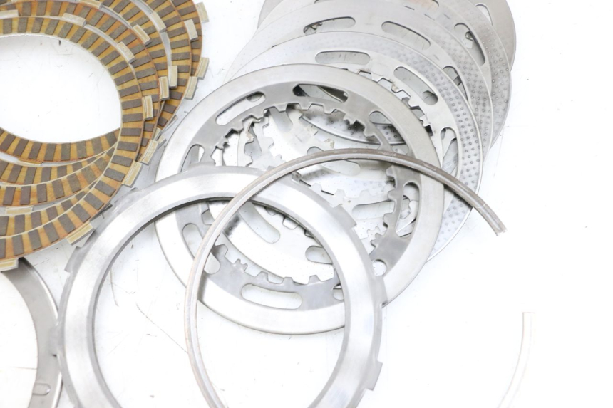 photo de EMBRAYAGE SUZUKI BURGMAN EXECUTIVE ABS 650 (2006 - 2012) - Inspection visuelle