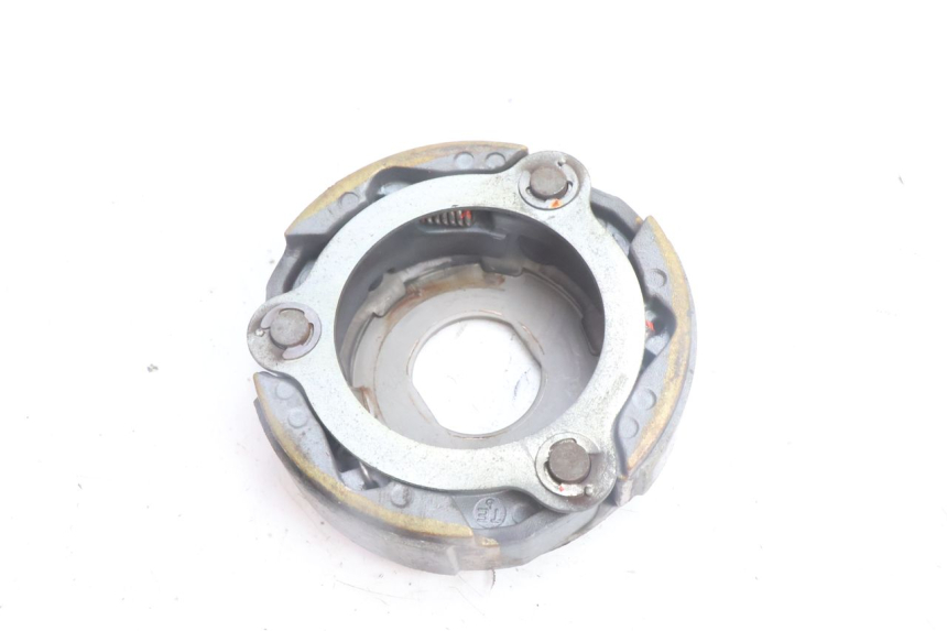 photo de EMBRAYAGE YAMAHA BW'S BWS 125 (2010 - 2013) - Autre angle de vue