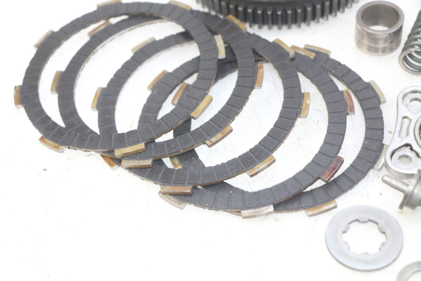 photo de EMBRAYAGE HONDA CM 125 (1983 - 2003)