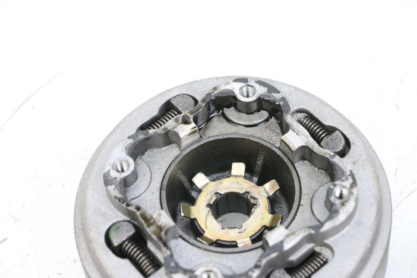 photo de EMBRAYAGE CCR DIRT BIKE 125 - Gros plan technique