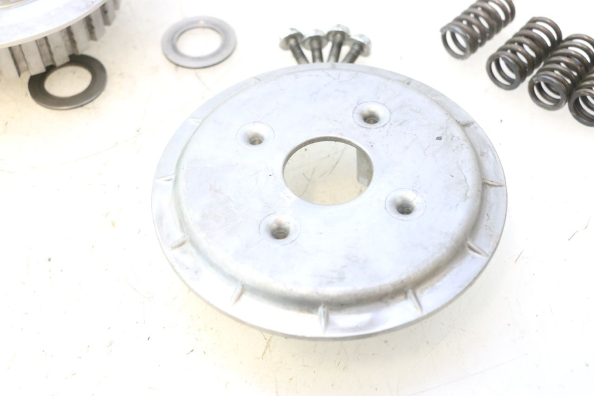 photo de EMBRAYAGE SUZUKI DR S 600 (1985 - 1989) - Vue produit