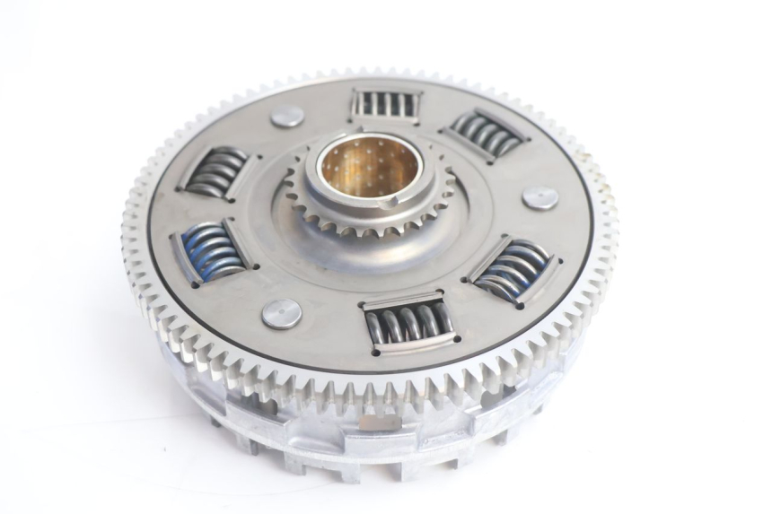 photo de EMBRAYAGE KAWASAKI ER-6 ER6 N 650 (2005 - 2009) - Gros plan technique