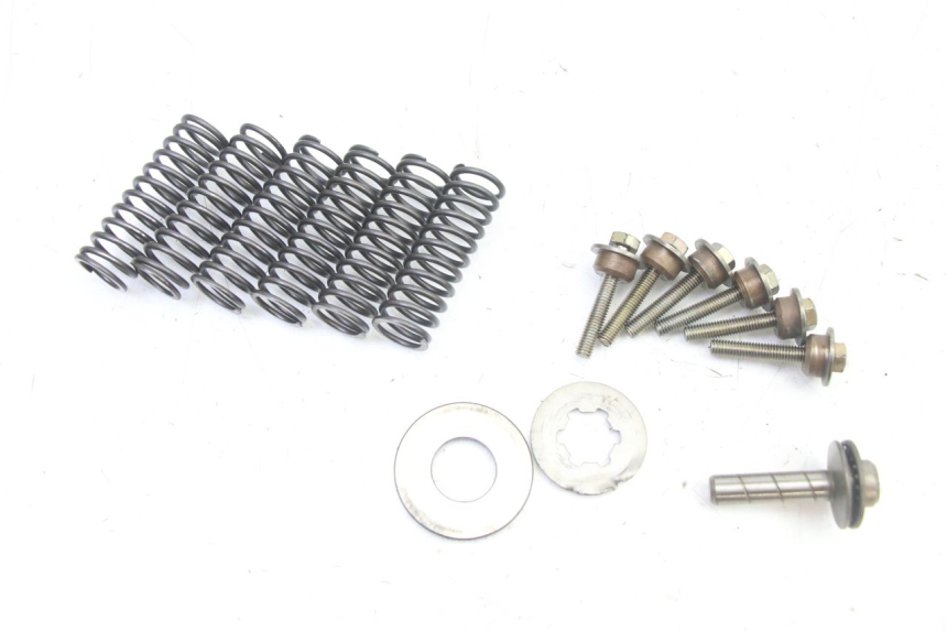 photo de EMBRAYAGE SUZUKI GS GSE 500 (2001 - 2003)