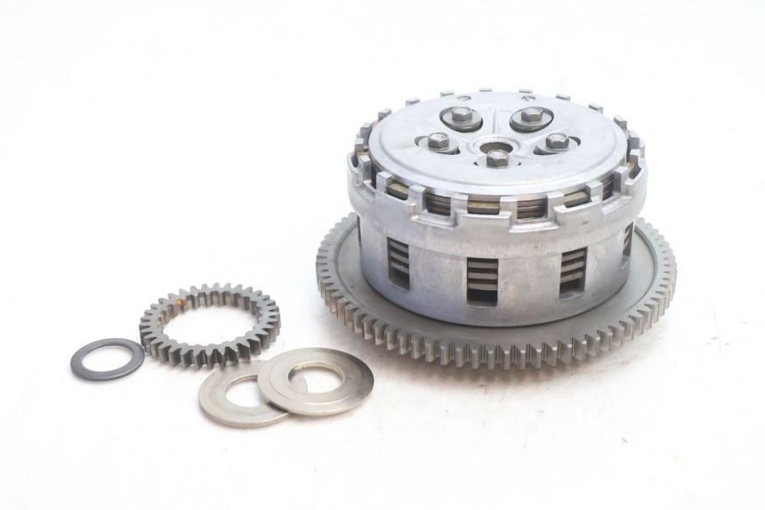 photo de EMBRAYAGE SUZUKI GSR 600 (2005 - 2012) - Vue rapprochée