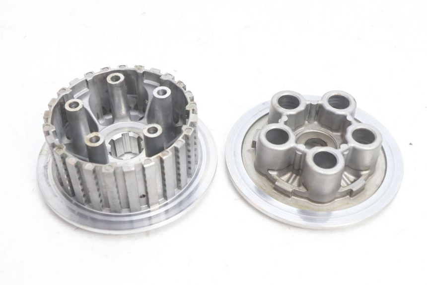 photo de EMBRAYAGE SUZUKI GSR 600 (2005 - 2012) - Vue d’ensemble