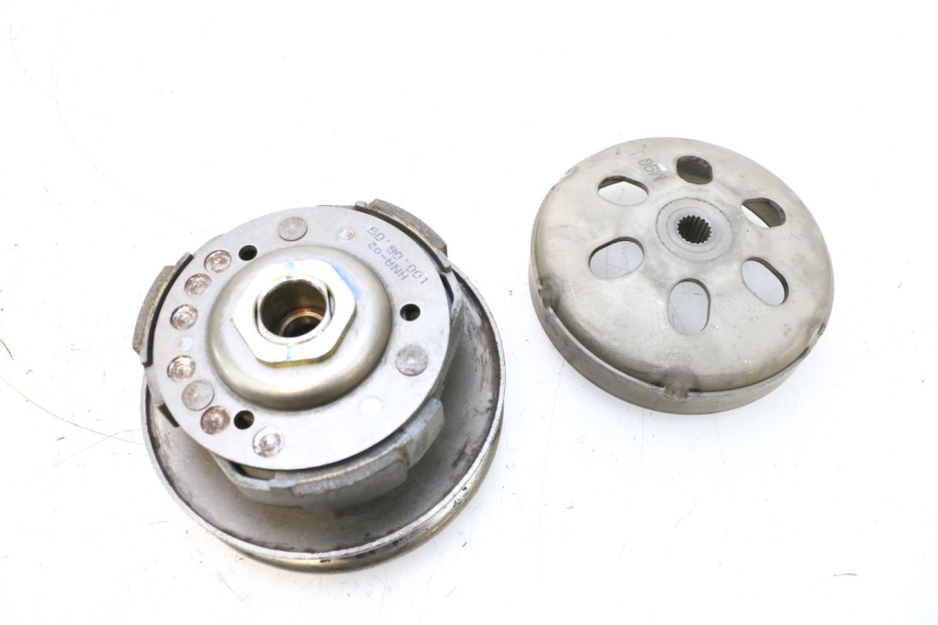 photo de EMBRAYAGE SYM GTS EVO 125 (2009 - 2013) - Autre angle de vue