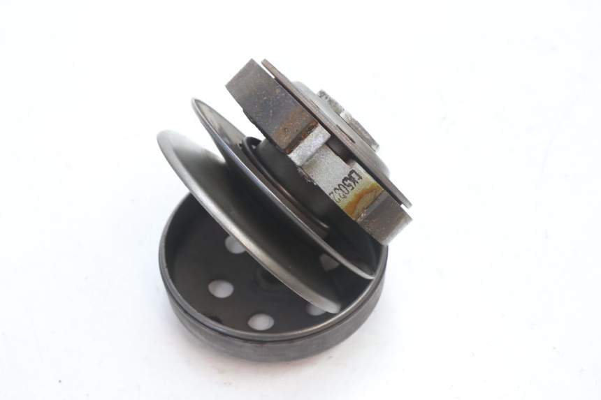 photo de EMBRAYAGE PEUGEOT KISBEE 2T 50 (2010 - 2017) - Vue d’ensemble