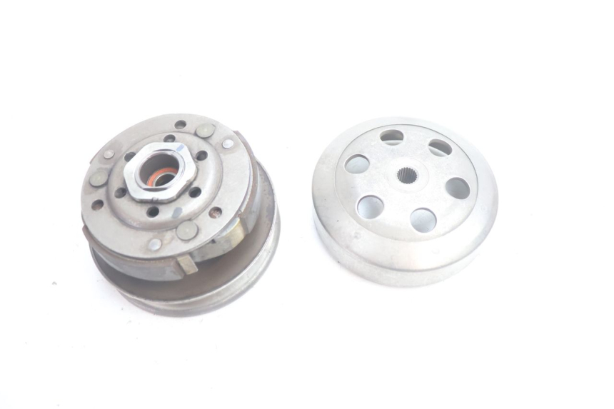 photo de EMBRAYAGE PEUGEOT KISBEE 2T 50 (2010 - 2017) - Vue d’ensemble