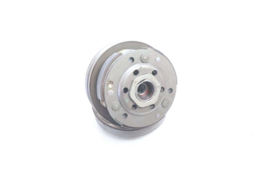 photo de EMBRAYAGE PEUGEOT KISBEE 2T 50 (2010 - 2017) - Points de fixation