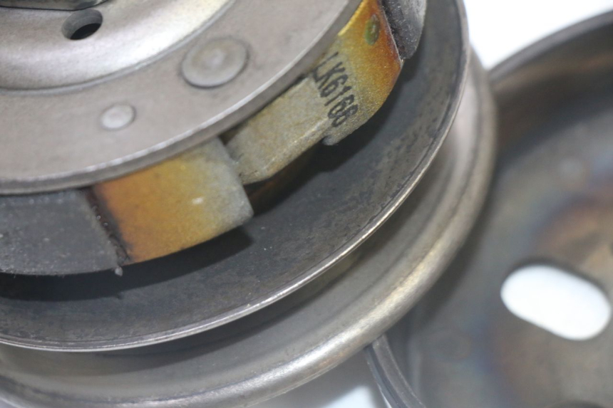 photo de EMBRAYAGE PEUGEOT KISBEE 4T 50 (2018 - 2022)