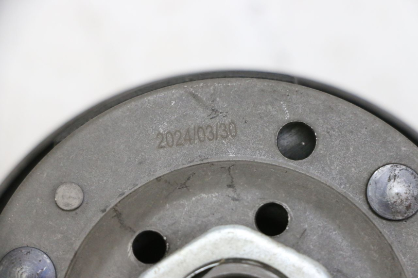 photo de EMBRAYAGE PEUGEOT KISBEE 4T 50 (2010 - 2017)