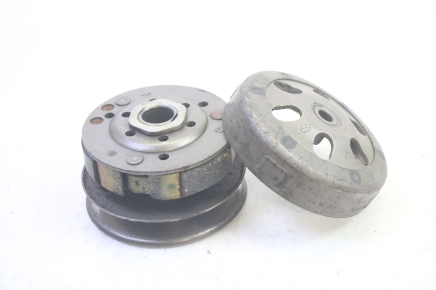 photo de EMBRAYAGE PEUGEOT KISBEE 4T 50 (2010 - 2017) - Vue principale