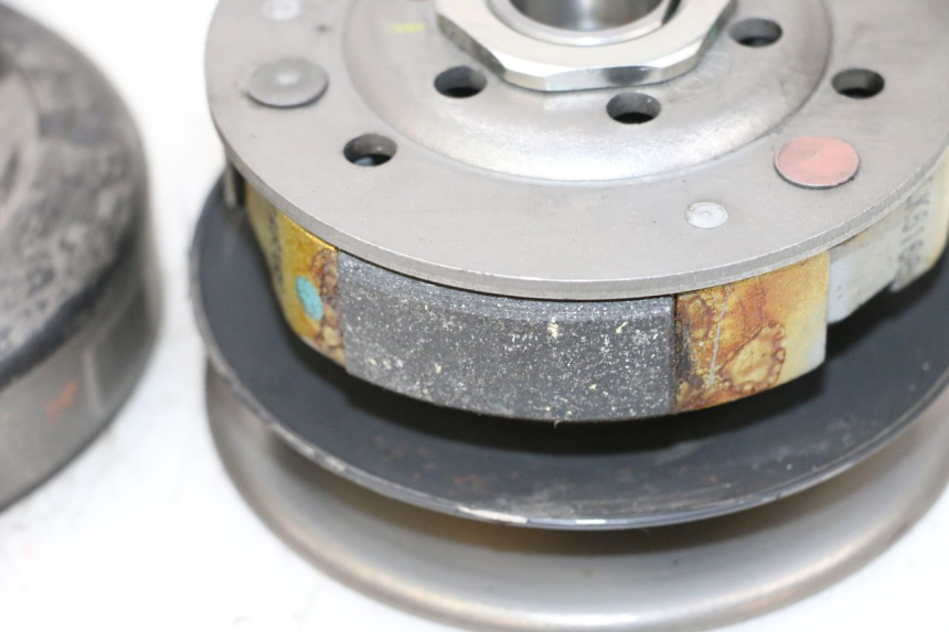 photo de EMBRAYAGE PEUGEOT KISBEE 4T 50 (2018 - 2022) - Détail de la pièce