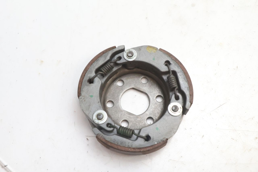 photo de EMBRAYAGE PEUGEOT KISBEE 4T 50 (2010 - 2017) - Zoom état d’usage
